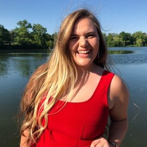 Meet your Posher, Kendra